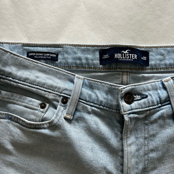 Hollister Denim Shorts 🩳 - Picture 4 of 6